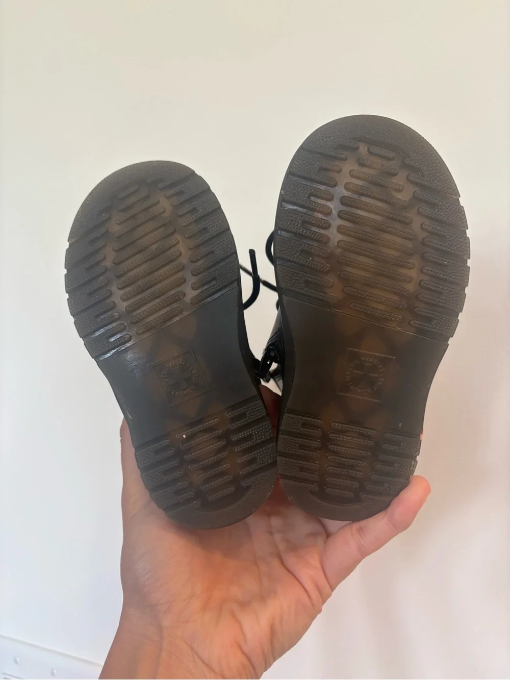 Dr. Martens pristine no